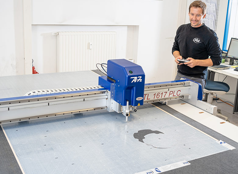 [Translate to Englisch:] CNC Cutter