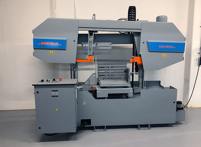 [Translate to Englisch:] Bauteilbeschnitt und Nachbearbeitung